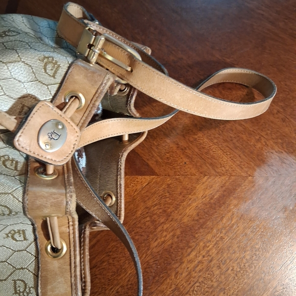 Brown Designer Bucket Bag - Picture 14 of 16